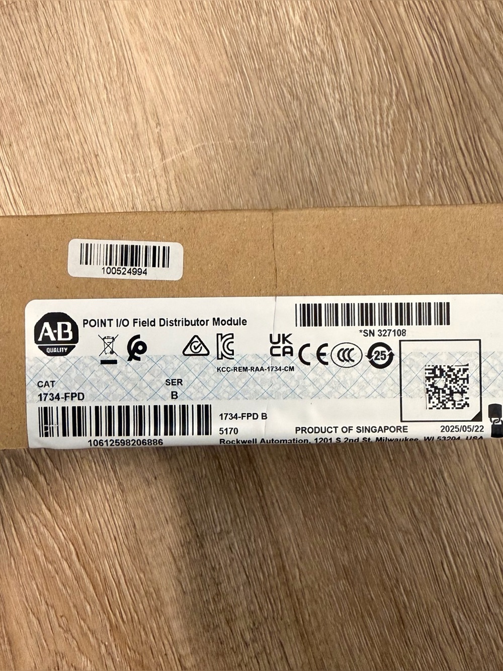 AB Quality Point I/O Field Distributor Module. 1734-FPD